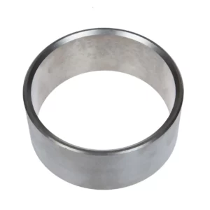 Tuleja stalowa zawieszenia przedniej osi będąca zamiennikiem oryginału Agco montowanego w ciągnikach rolniczych marki Fendt