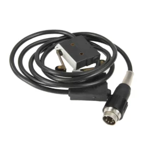 Włącznik o nr katalogowym 013082.0 stosowany w kombajnach zbożowych Claas Lexion