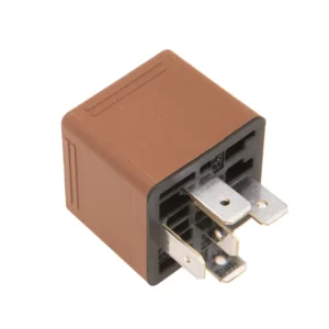 Oryginalny przekaźnik o numerze katalogowym X830250011000