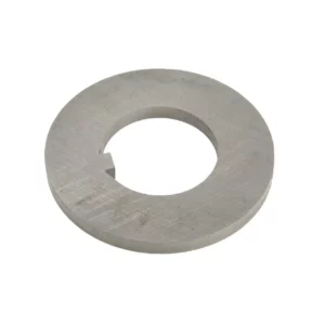 Oryginalna podkładka skrzyni biegów o numerze katalogowym 3792379M1 stosowana w ciągnikach rolniczych marki Massey Ferguson.