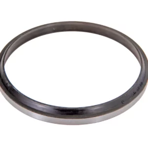 Oryginalny pierścień zgarniający siłownika tylnego podnośnika o numerze katalogowym 3900128M1