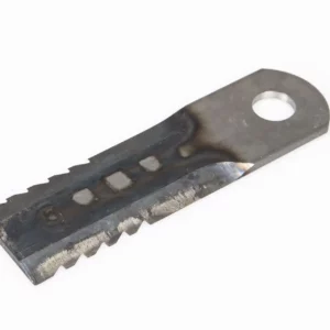 Oryginał nóż rozdrabniacza ząbkowany firmy Agco stosowany w maszynach marki Massey Ferguson Fendt