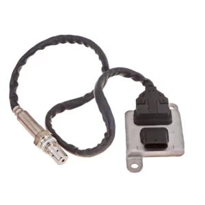 Oryginalny czujnik NOx systemu SCR o numerze katalogowym V837073768