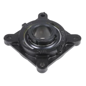 Oryginalne łożysko z obudową napędu bębna młócącego o wymiarach 70 x 150 x 45 i numerze katalogowym 100165658