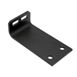 Oryginalny wspornik zamka osłony napędu rozdrabniacza słomy o numerze katalogowym 100628989