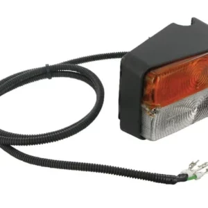 Lampa zespolona kierunkowskazu i postoju