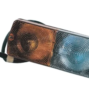 Lampa zespolona kierunkowskazu i postoju