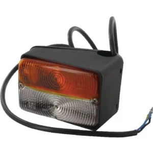 Lampa zespolona kierunkowskazu i postoju