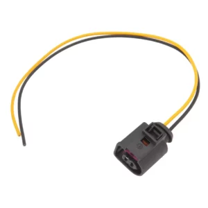 Wtyczka elektryczna o numerze katalogowym 0005-A