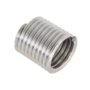 Wkładka gwintu o wyiarach M6 X 12 i numerze katalogowym 060012