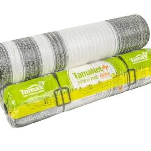 Najwyższej jakości siatka rolnicza marki Tama Net Edge o długości 4500 metrów i szerokości 123 cm, stosowana do owijania bel w prasach rolujących.