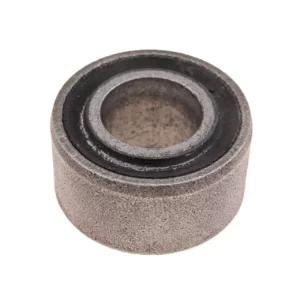 Tuleja metalowo-gumowa o wymiarach 16 x 32 x 17 mm i numerze katalogowym 647464