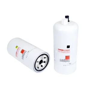 Oryginalny filtr paliwa silnika marki Fleetguard o numerze katalogowym FS53016NN