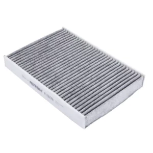 Filtr kabinowy z węglem aktywnym marki Filtron o numerze katalogowym K1327A, stosowany w samochodach osobowych marki Peugeot 508.