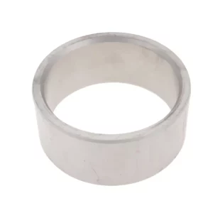 Tuleja zawieszenia przedniej osi o wymiarach 100 x 85 mm i numerze katalogowym 325620