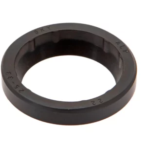 Pierścień zgarniający o wymiarach 25 x 33