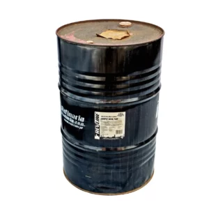 Półsyntetyczny olej silnikowy Revline Hecules UHPD 10W/40 w beczce o pojemności 205 litrów przeznaczony do wysoko obciążonych silników Diesla