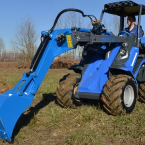 Oryginalna minikoparka z łyżką o szerokości 40 cm i numerze katalogowym C890122