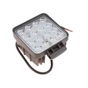 Lampa robocza LED o napięciu 10-30 V o natężeniu światła 2880 lm