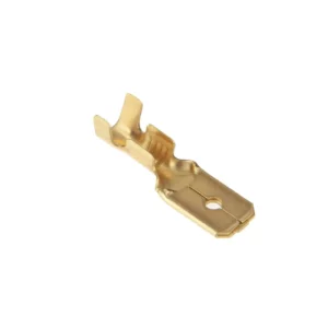 Konektor męski 6.3 x 0.8 stosowany w polskich i zachodnich maszynach rolniczych